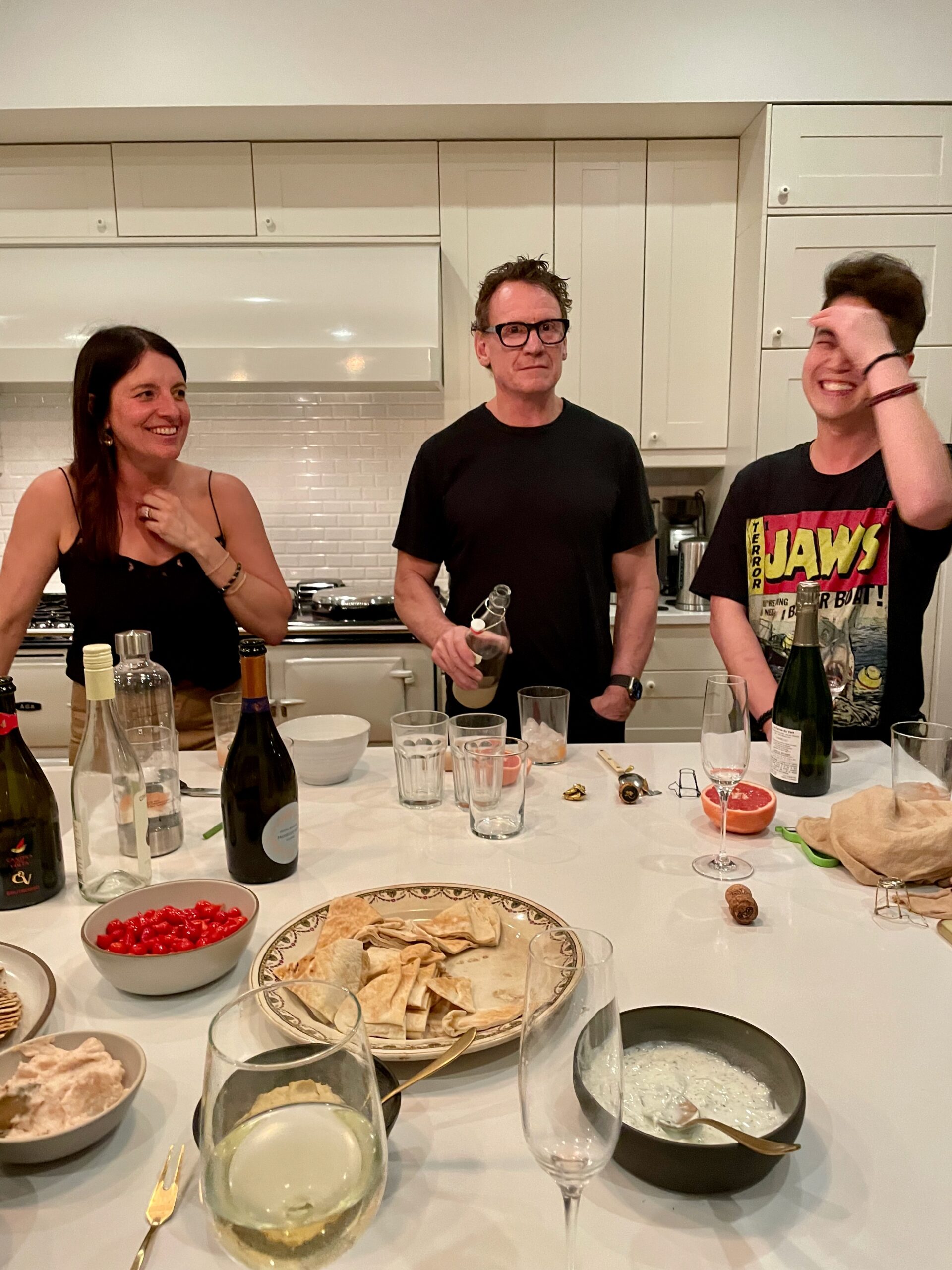 how to host a drinks party