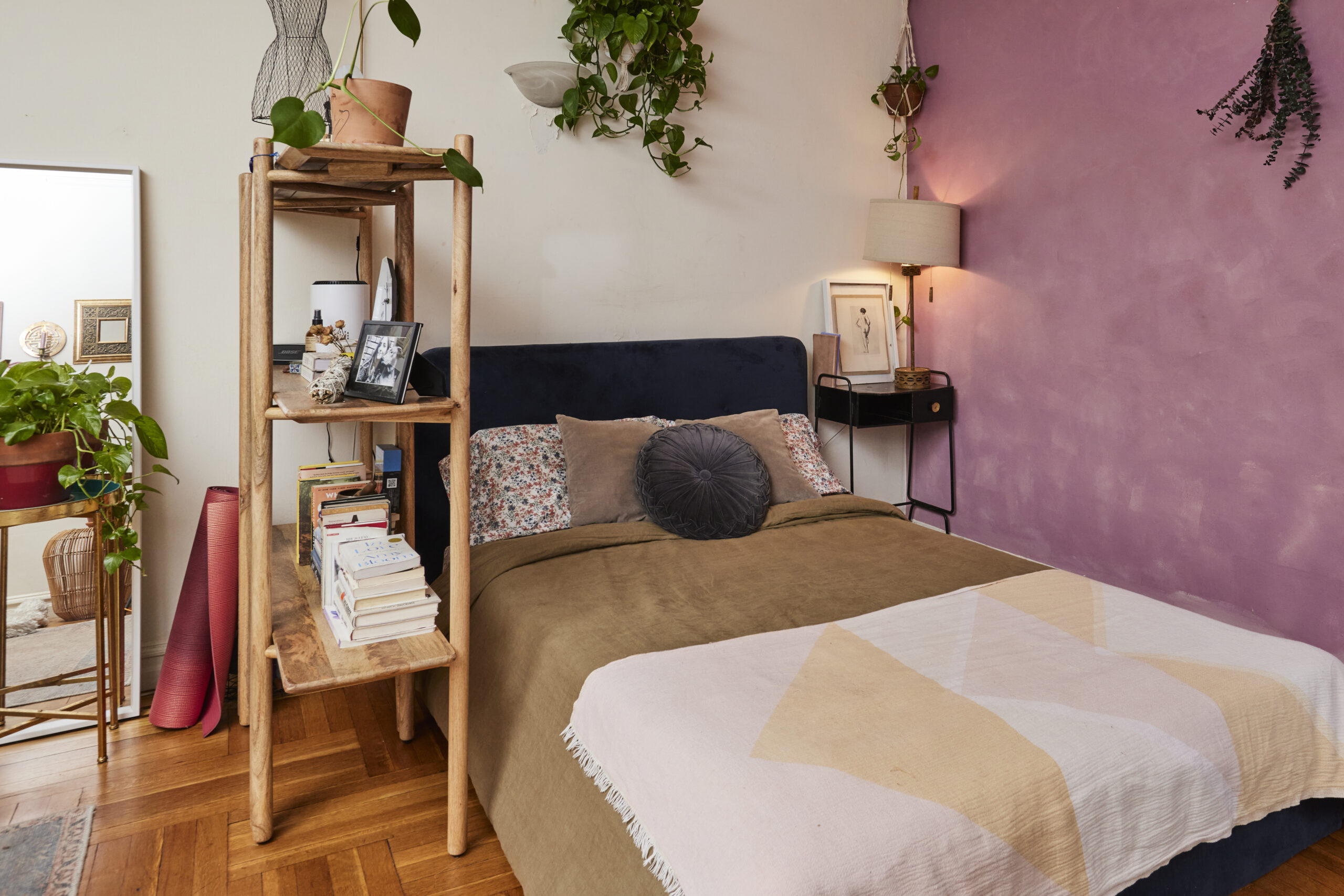 manhattan studio apartment tour emma poole 