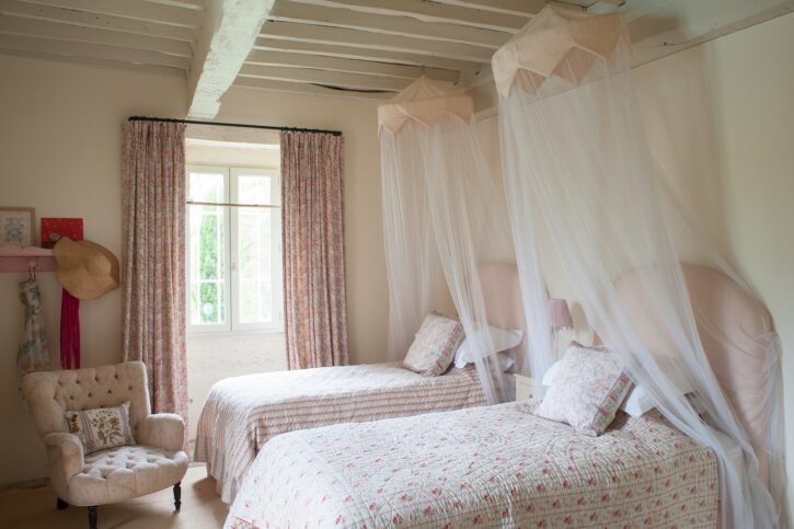 twin beds for guest rooms adults